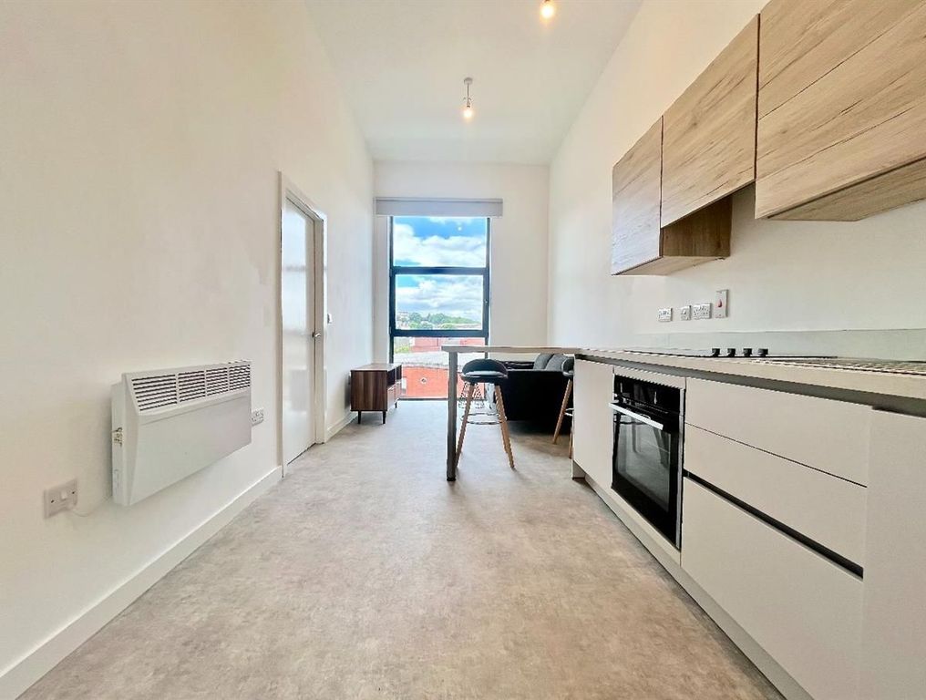 Property photo 2 of 12