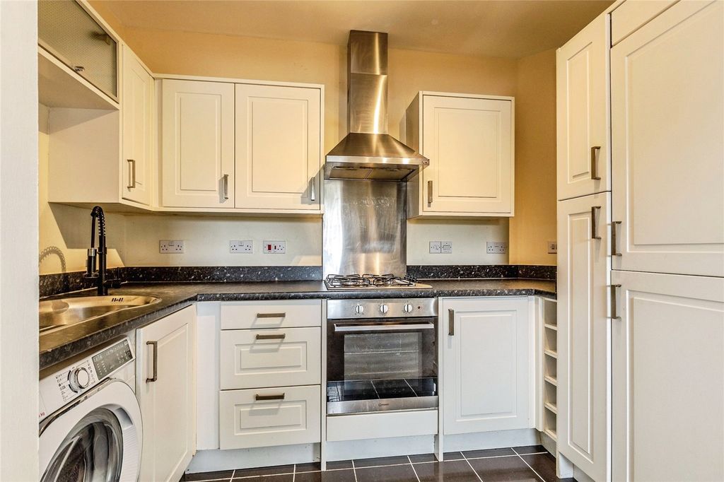 Property photo 3 of 15 Picture No. 19