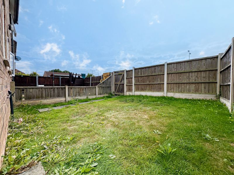 Property photo 3 of 10 Photo 11