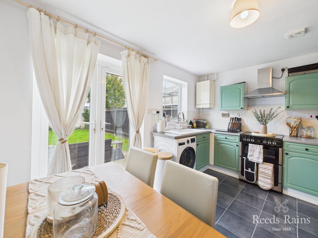 Property photo 3 of 19 Kitchen/Dining Room