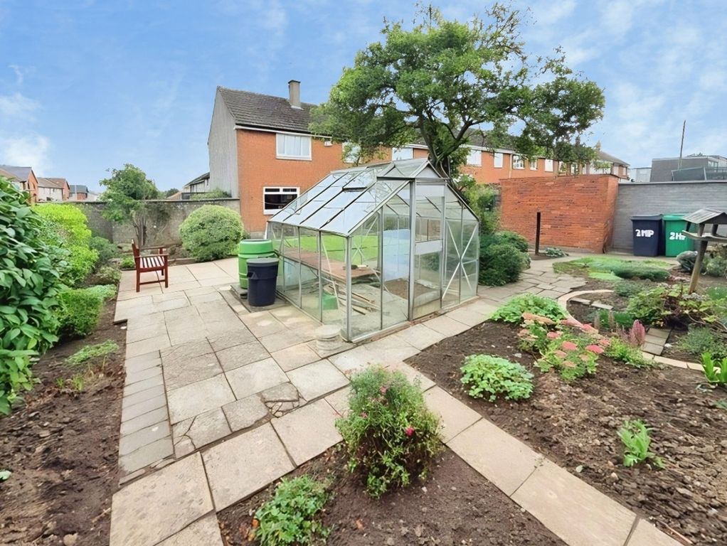 Property photo 3 of 20