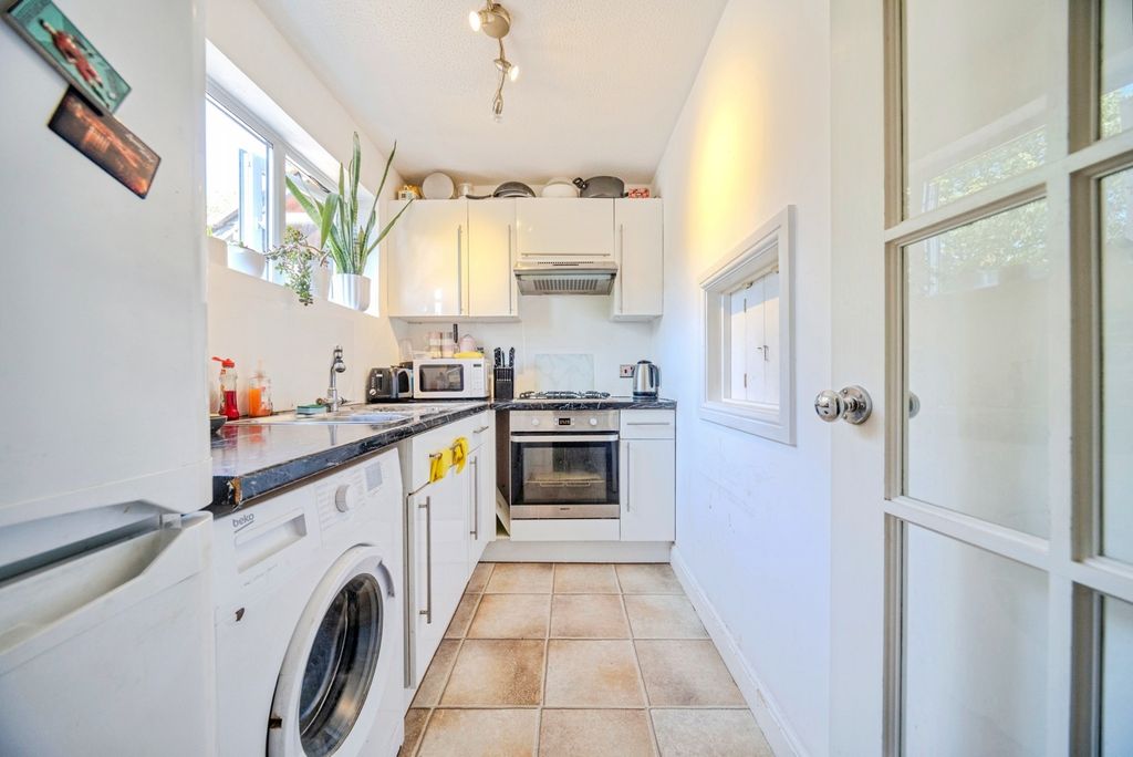 Property photo 2 of 15 Pbox-Img.Jpg