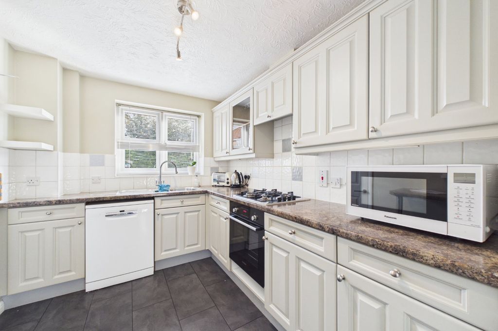 Property photo 3 of 18 Picture No. 09