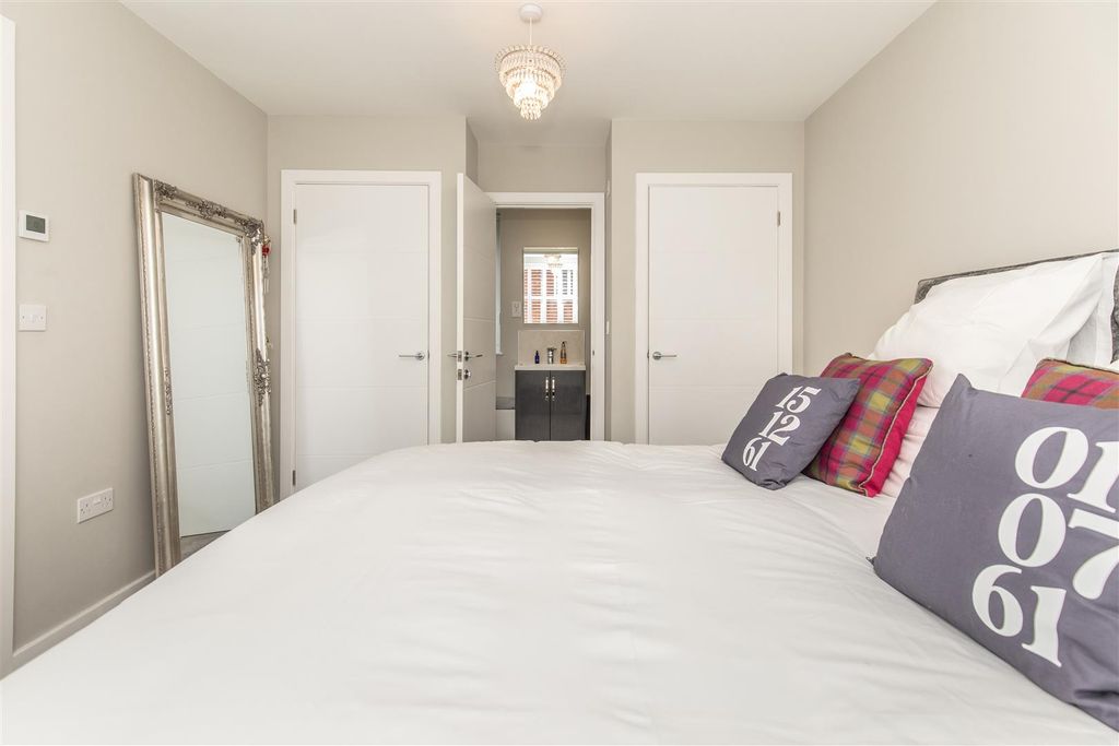 Additional image 12 of 5 bed detached house for saleParkside Close, Heathfield TN21