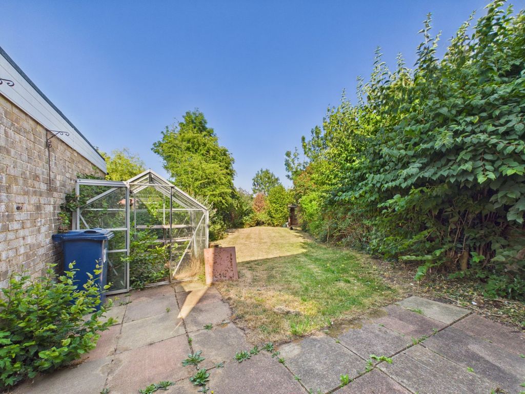 Property photo 3 of 15 Garden