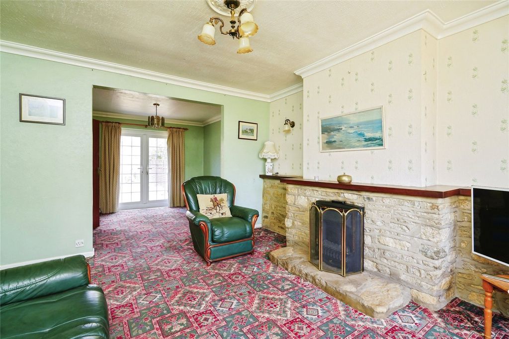 Property photo 3 of 20 Picture No. 23