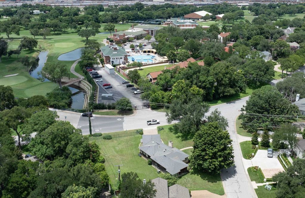 Property photo 2 of 9 <Alttext/>