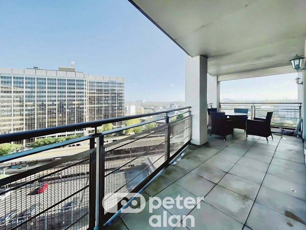 Property photo 2 of 12 Balcony