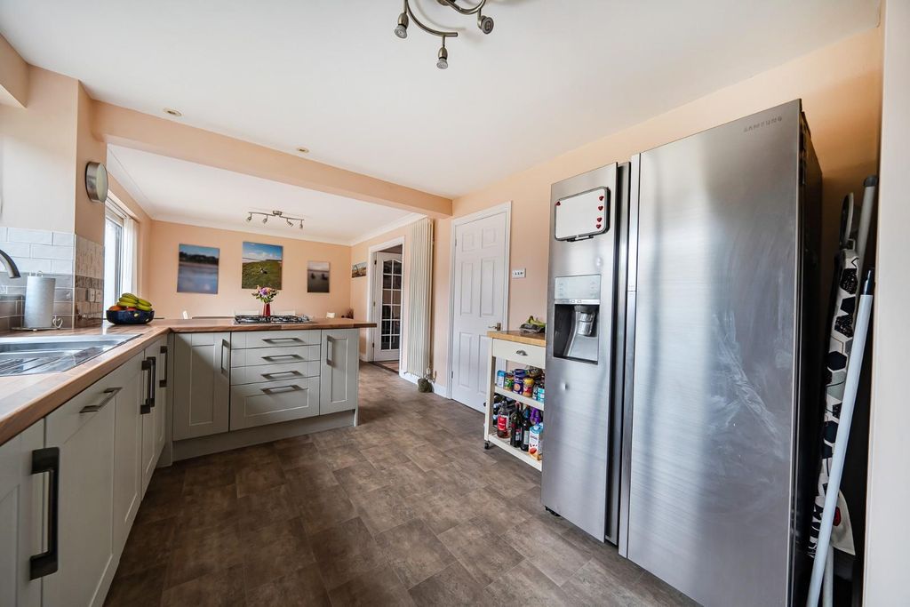 Property photo 1 of 21 1439879-14-69Cff19d85d0c.Jpg