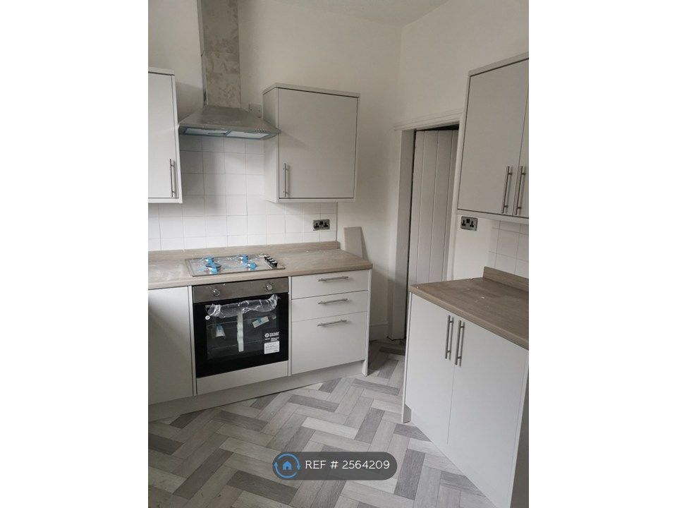 Property photo 3 of 16 Brand New Kitchen/Diner