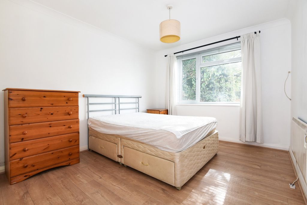 Property photo 2 of 5 220660 (5)