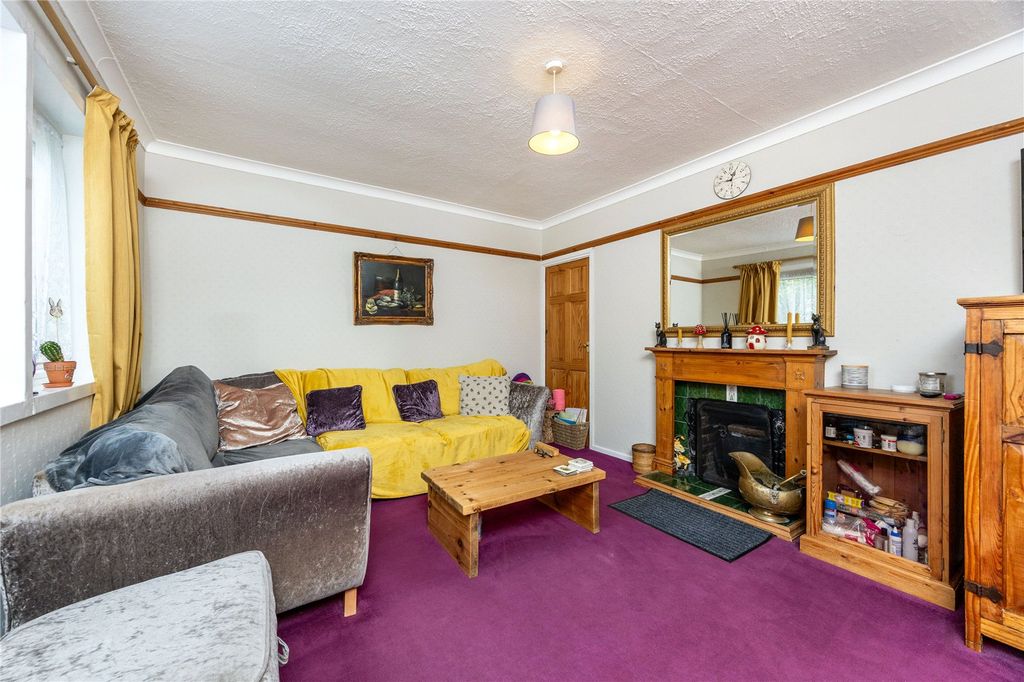 Property photo 3 of 17 Picture No. 10