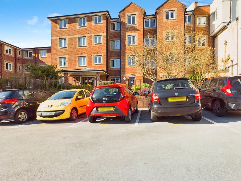 Property photo 1 of 10