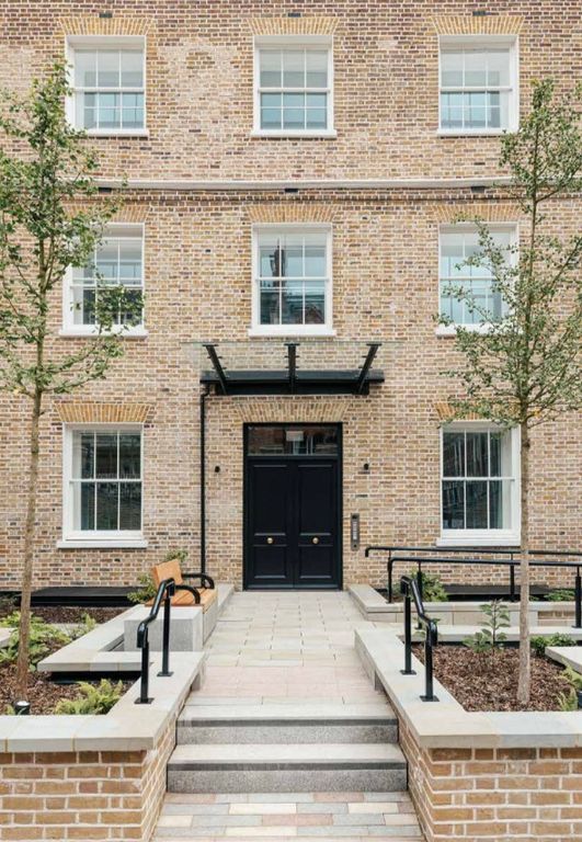 Property photo 2 of 3