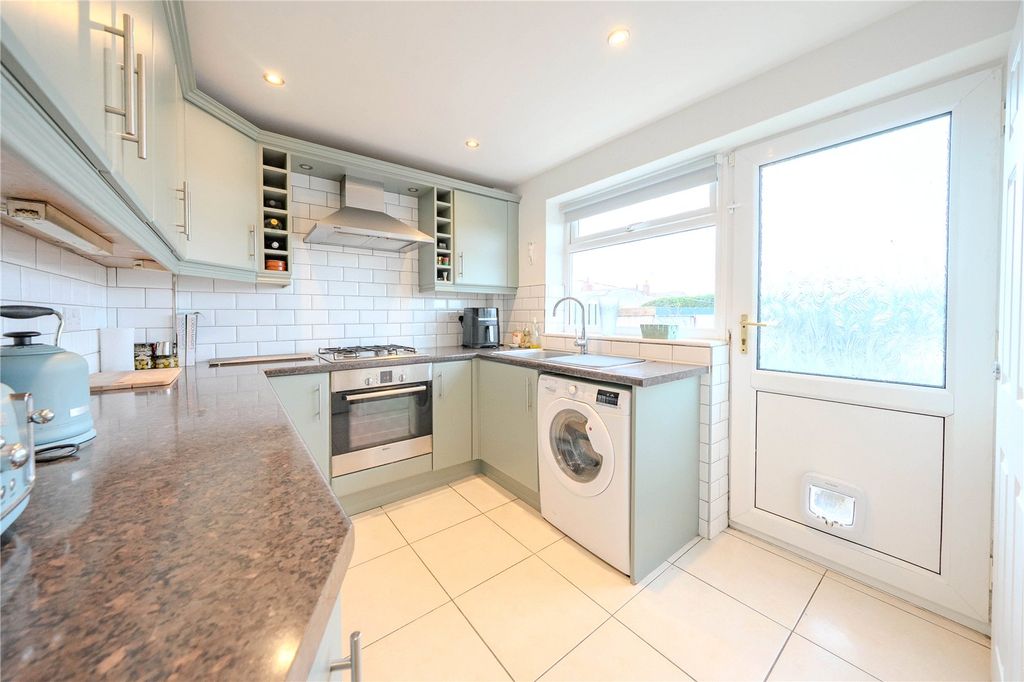 Property photo 3 of 9 Picture No. 08