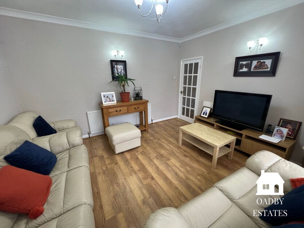 Property photo 3 of 12 Photo 3