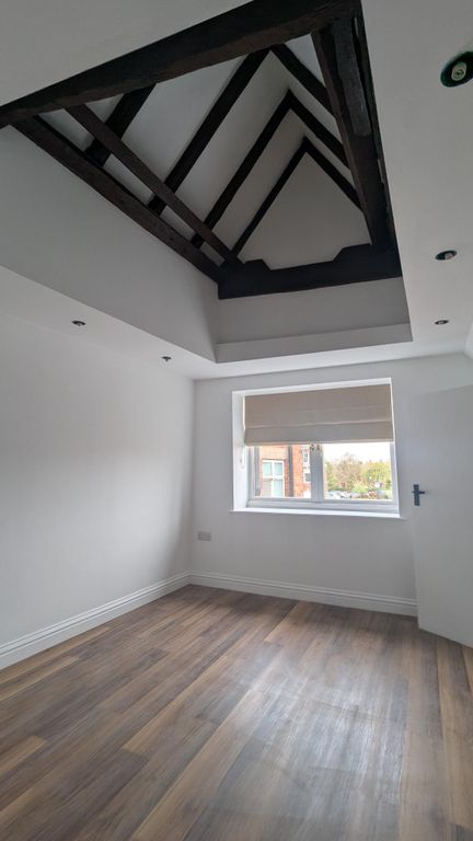 Property photo 1 of 3