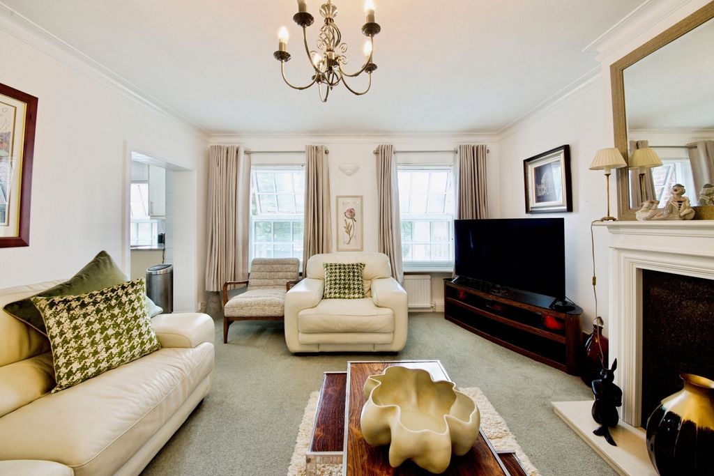 Property photo 3 of 18 Pbox-Img.Jpg