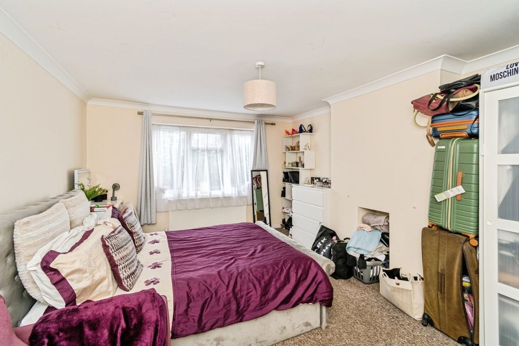 Property photo 2 of 14 Photo