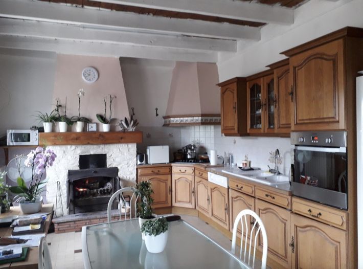 Property photo 3 of 24