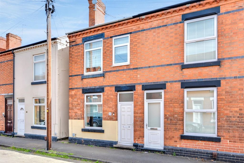 Property photo 1 of 19