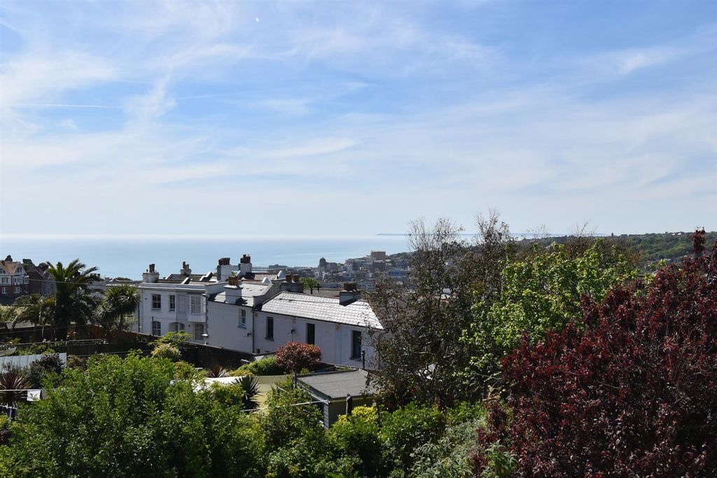 Property photo 2 of 18 Views