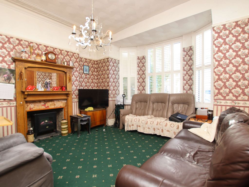 Property photo 2 of 19