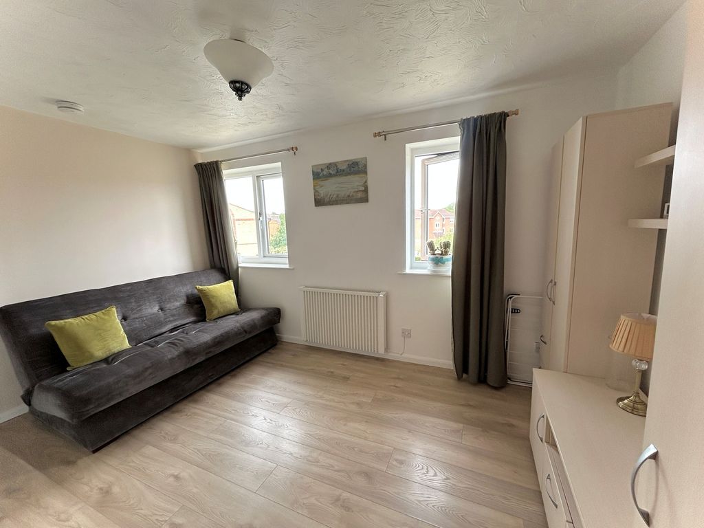 Property photo 1 of 8 Studio P.Built To Rent Mullards Close, Mitcham Cr4