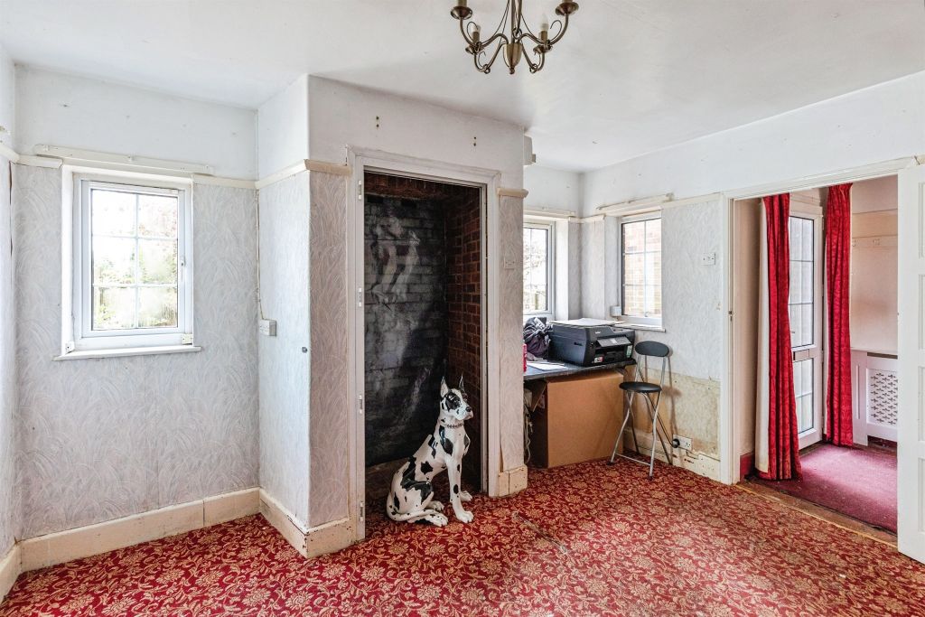 Property photo 3 of 19