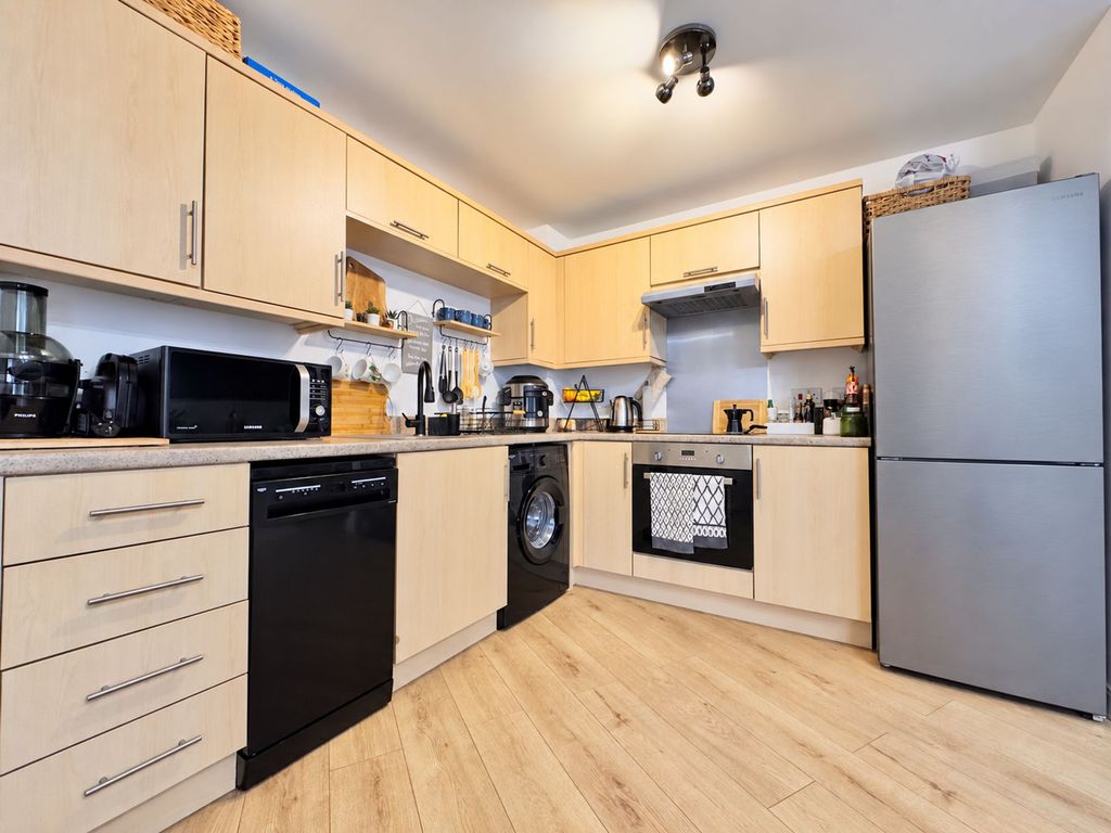 Property photo 3 of 16