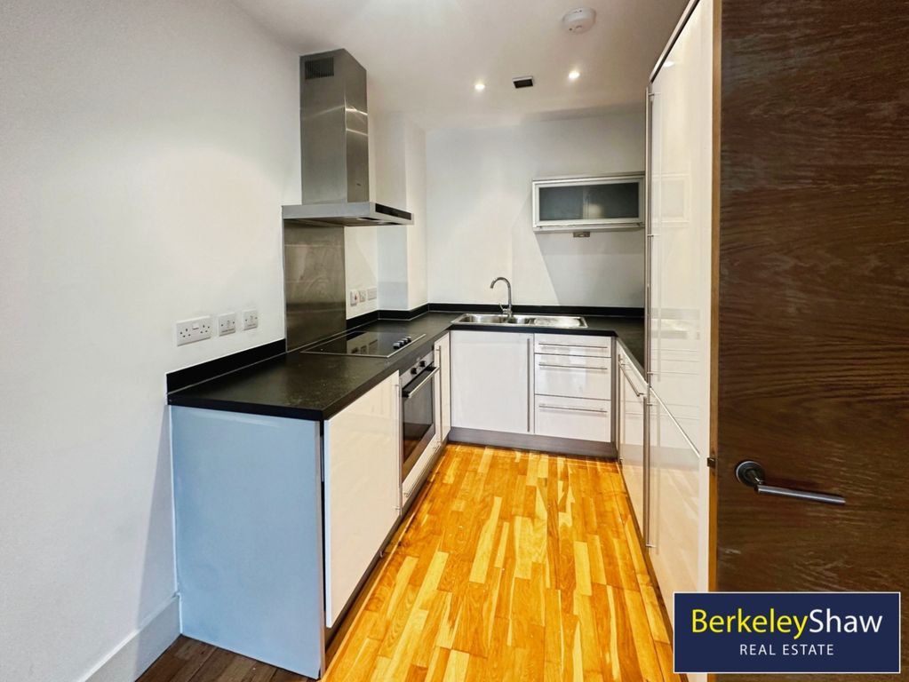 Property photo 3 of 7 Pbox-Kitchen-339534.Jpg