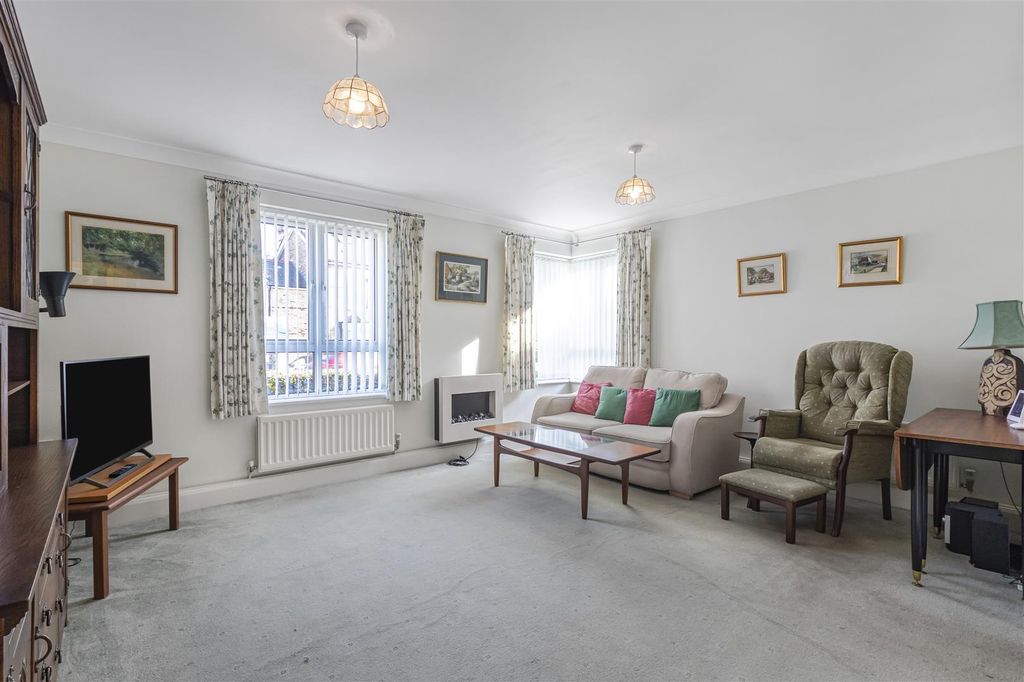 Property photo 2 of 18 Img_6685.Jpg