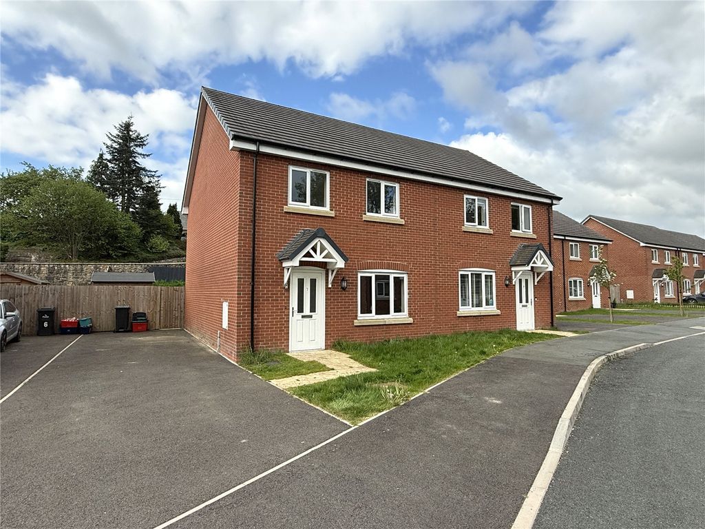 Property photo 1 of 11 Picture No. 01