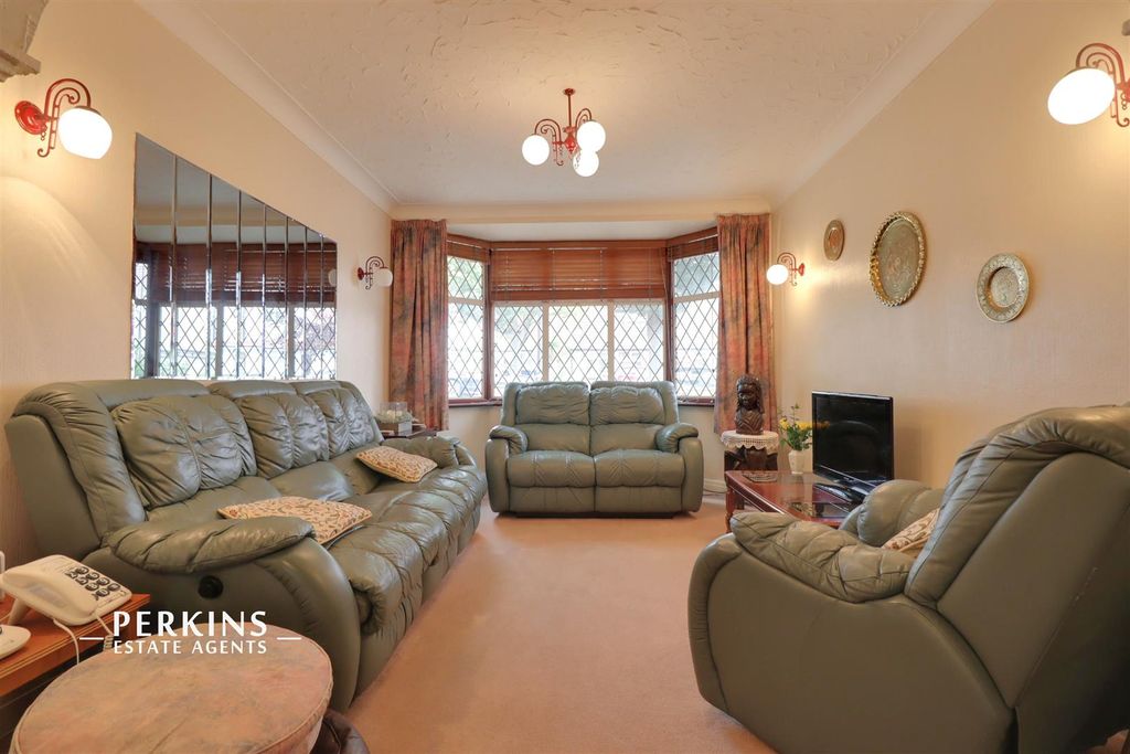 Property photo 3 of 14 Rec.Jpg