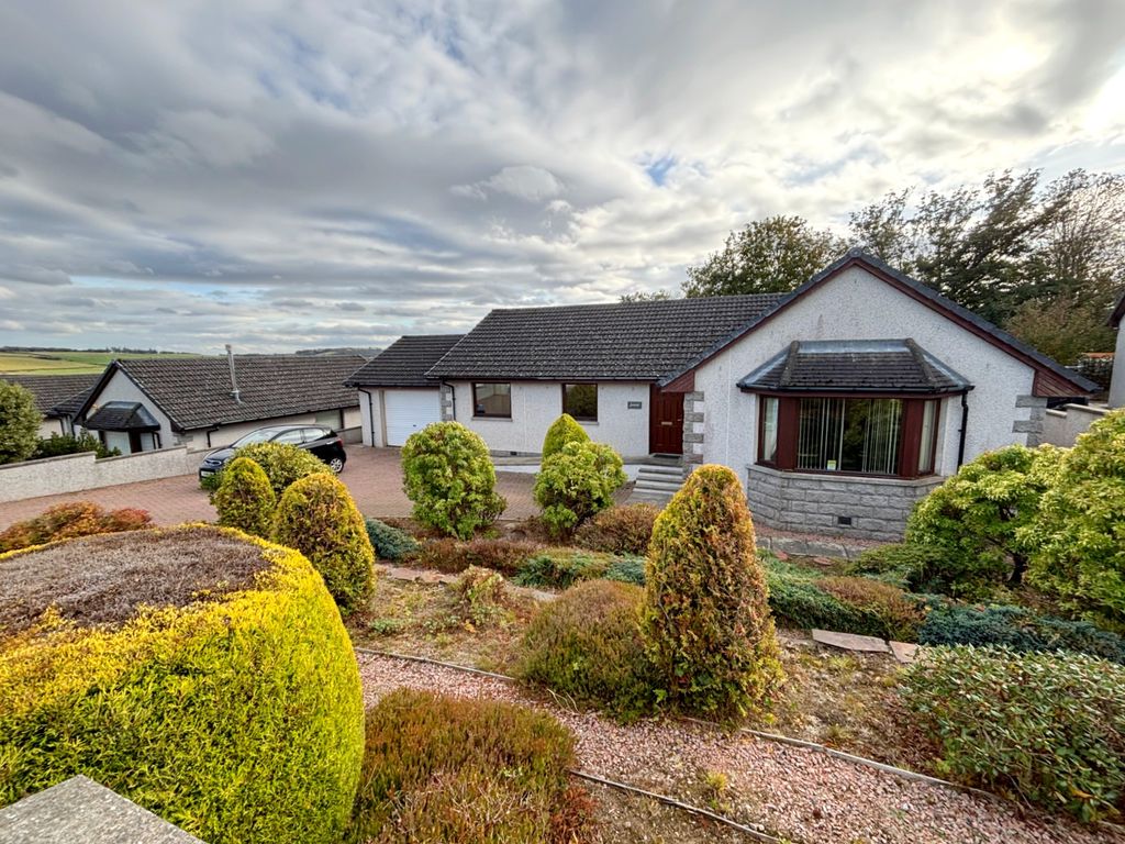 Property photo 1 of 30