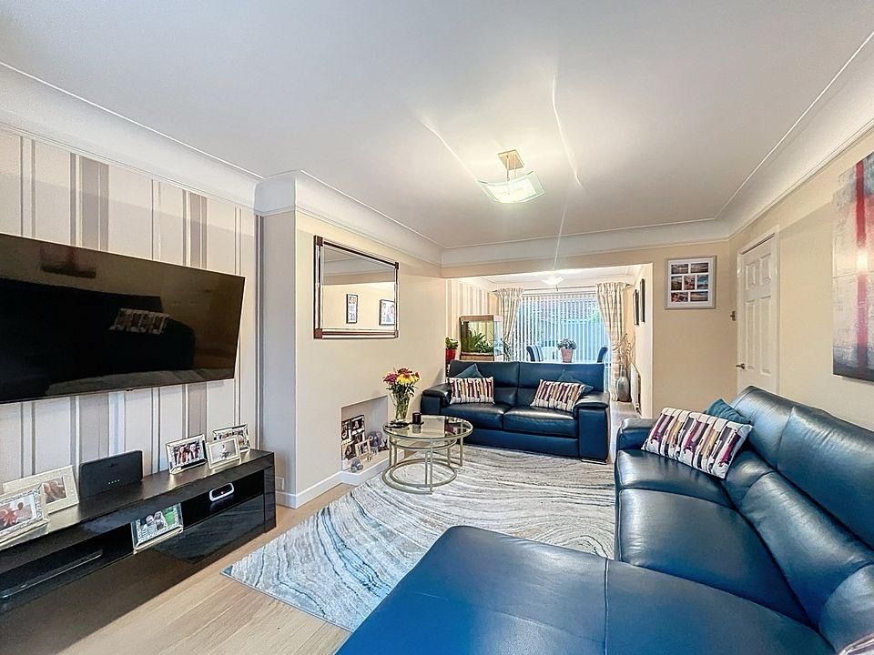 Property photo 3 of 27 4848263