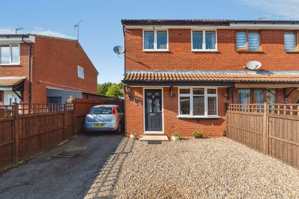 Property photo 1 of 13 Front