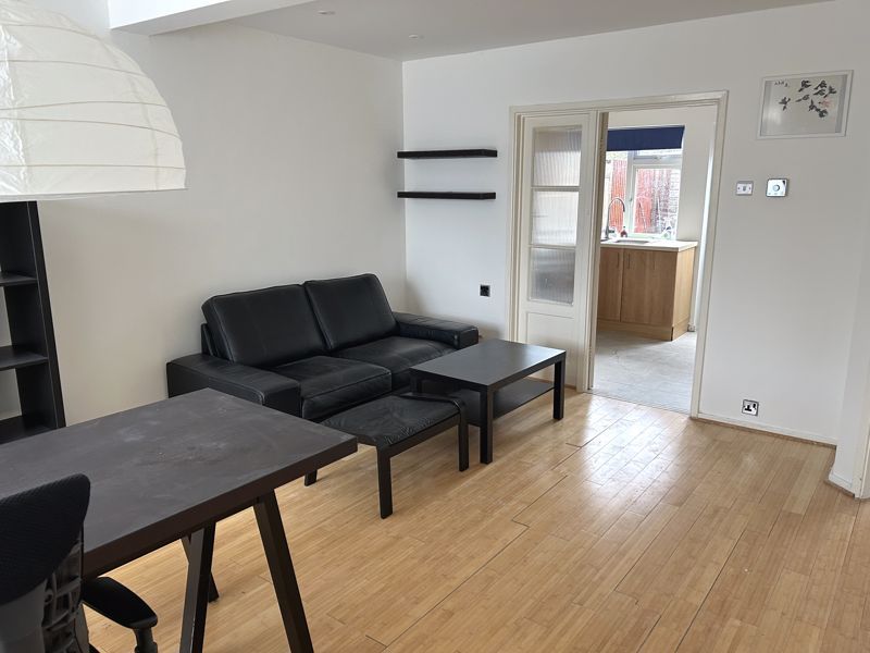 Property photo 2 of 7 Photo 7