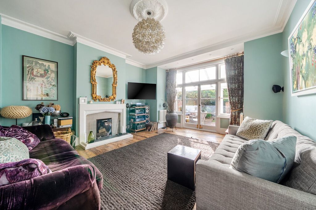 Property photo 3 of 30 Picture No. 17