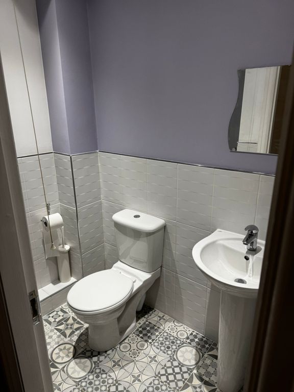 Property photo 3 of 9