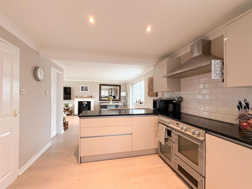 Property photo 3 of 19 Kitchen-4-2.Jpg