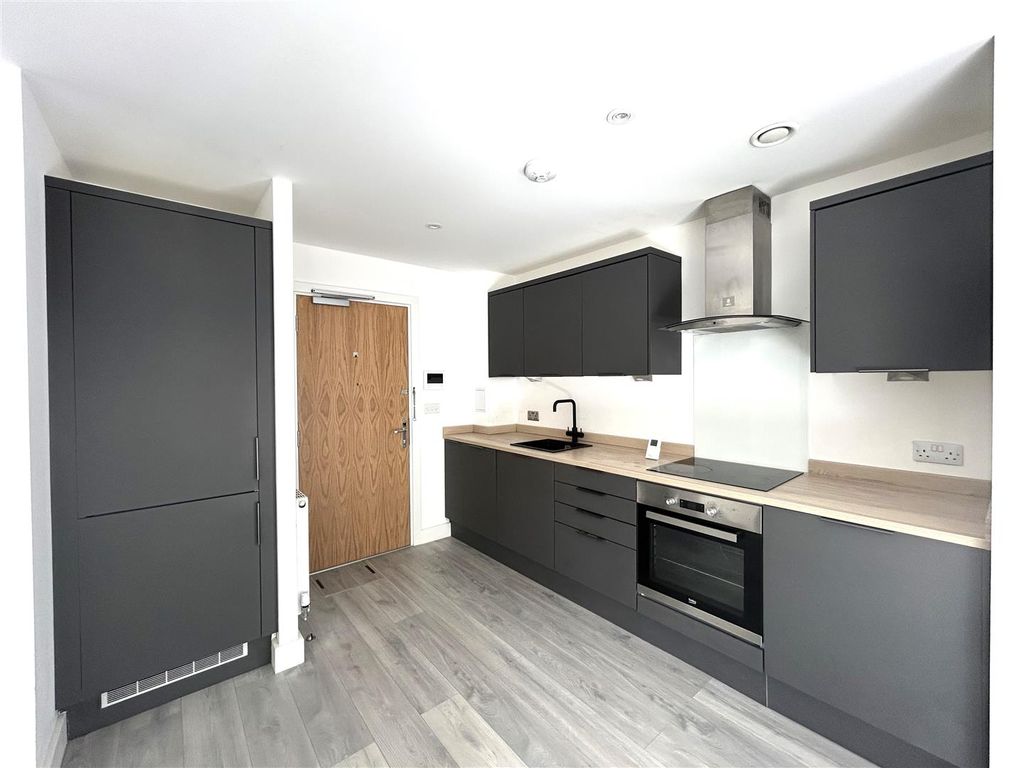 Property photo 2 of 8 Image