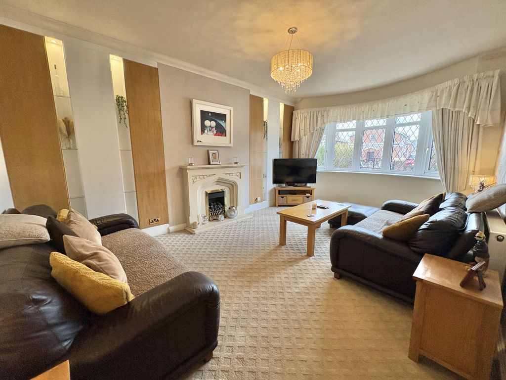 Property photo 2 of 30