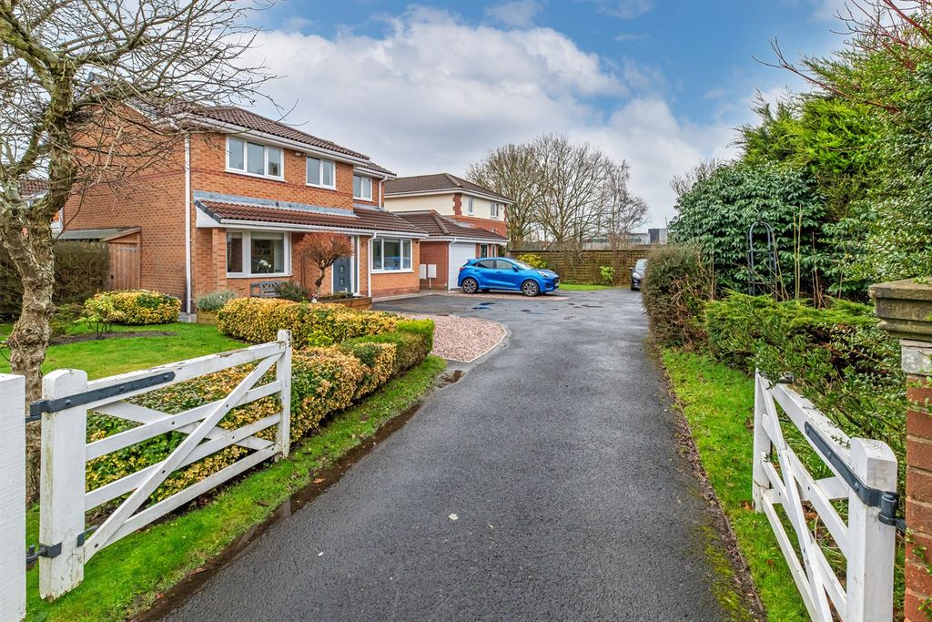 Property photo 1 of 22 (Main)