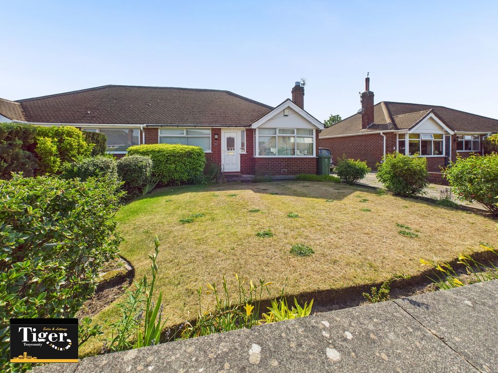 Property photo 1 of 17 Cam02176G0-Pr0585-Still017