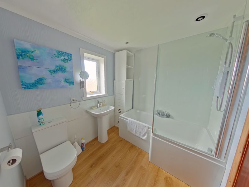 Property photo 3 of 9 Photo 1