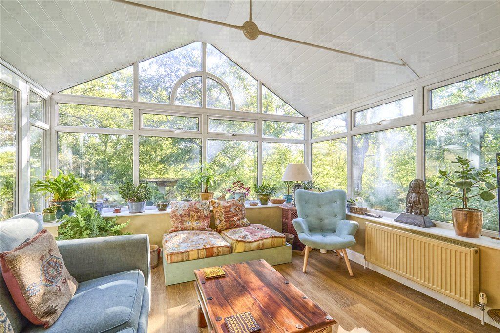 Property photo 3 of 22 Conservatory