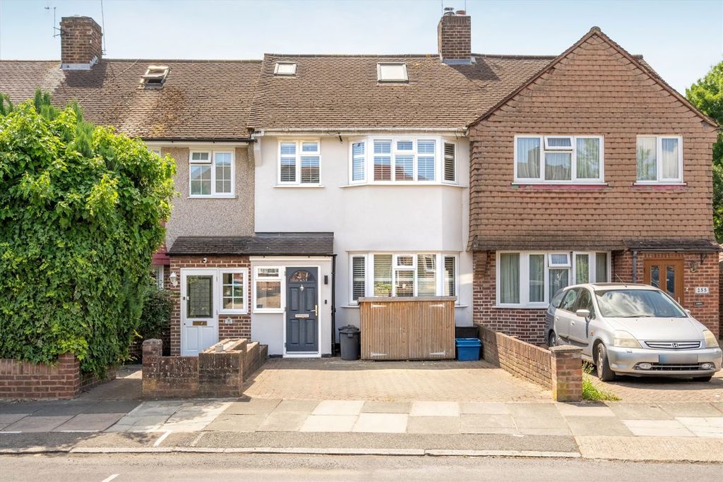 Property photo 1 of 11