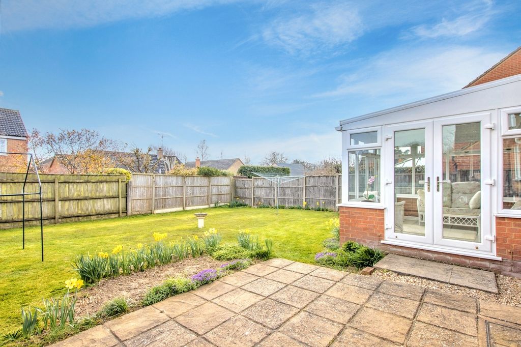 Property photo 2 of 18 3942265