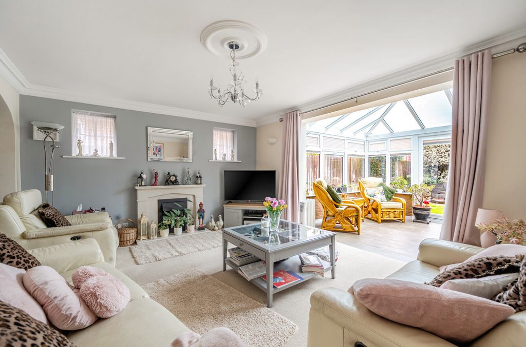 Property photo 2 of 15 1530363-13-1A116F...